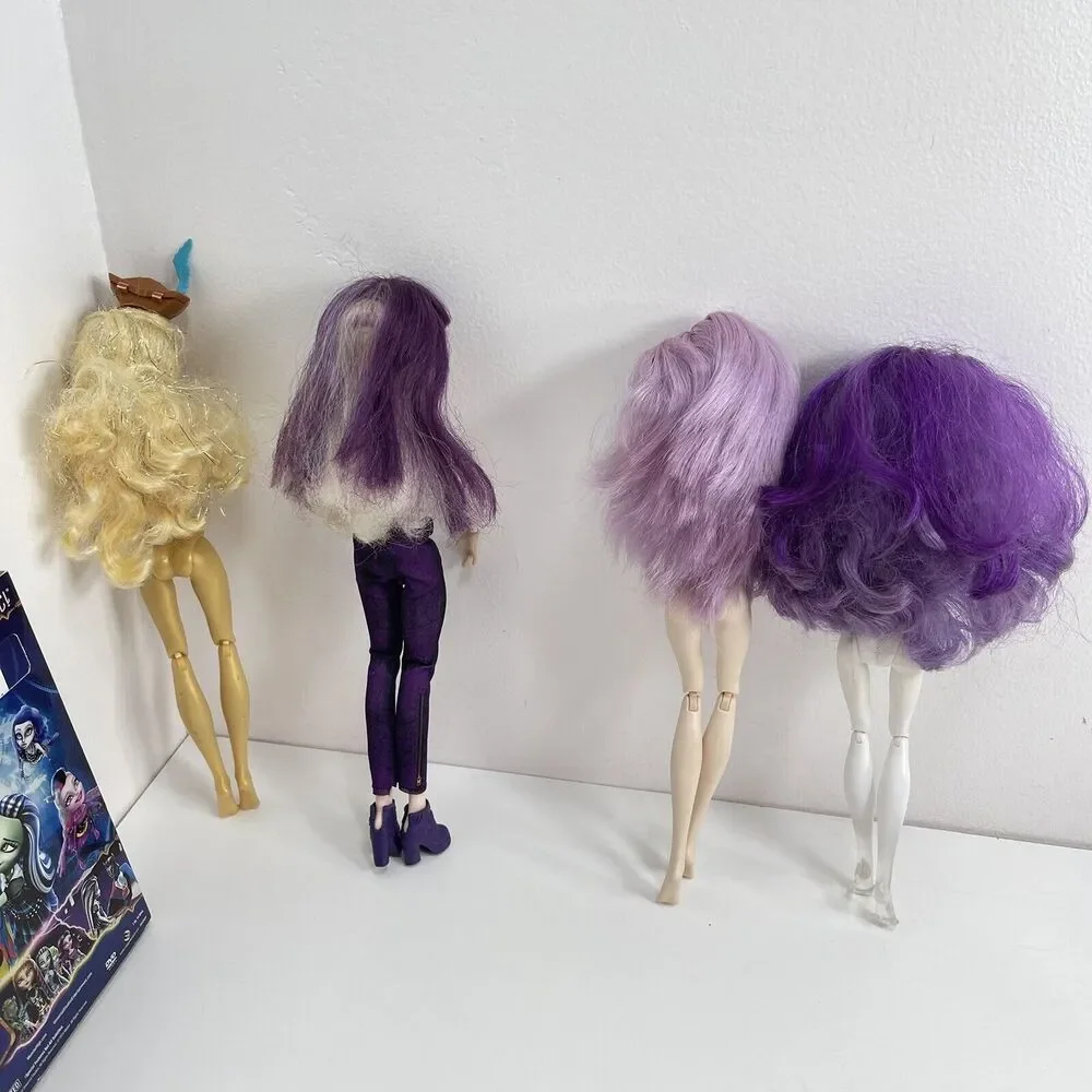 Monster High Dolls Bundle Spectra Dayna , Disney Descendants, Movie,